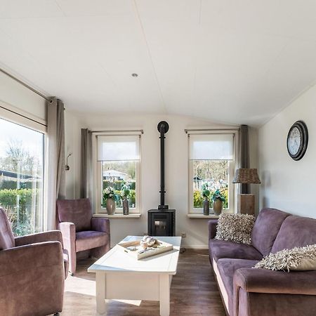 Cosy Holiday Home In Appelscha With Garden Eksteriør bilde