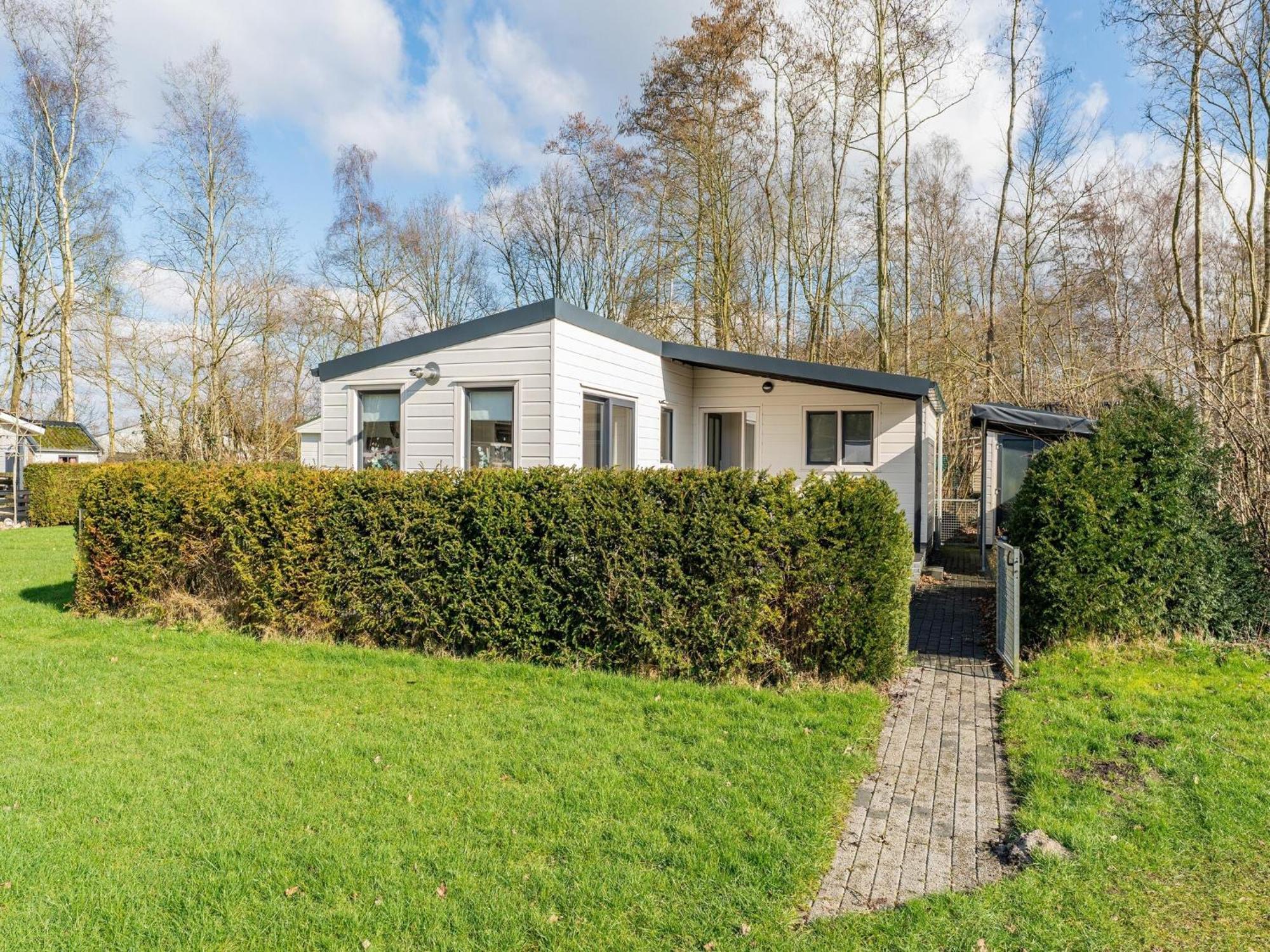 Cosy Holiday Home In Appelscha With Garden Eksteriør bilde